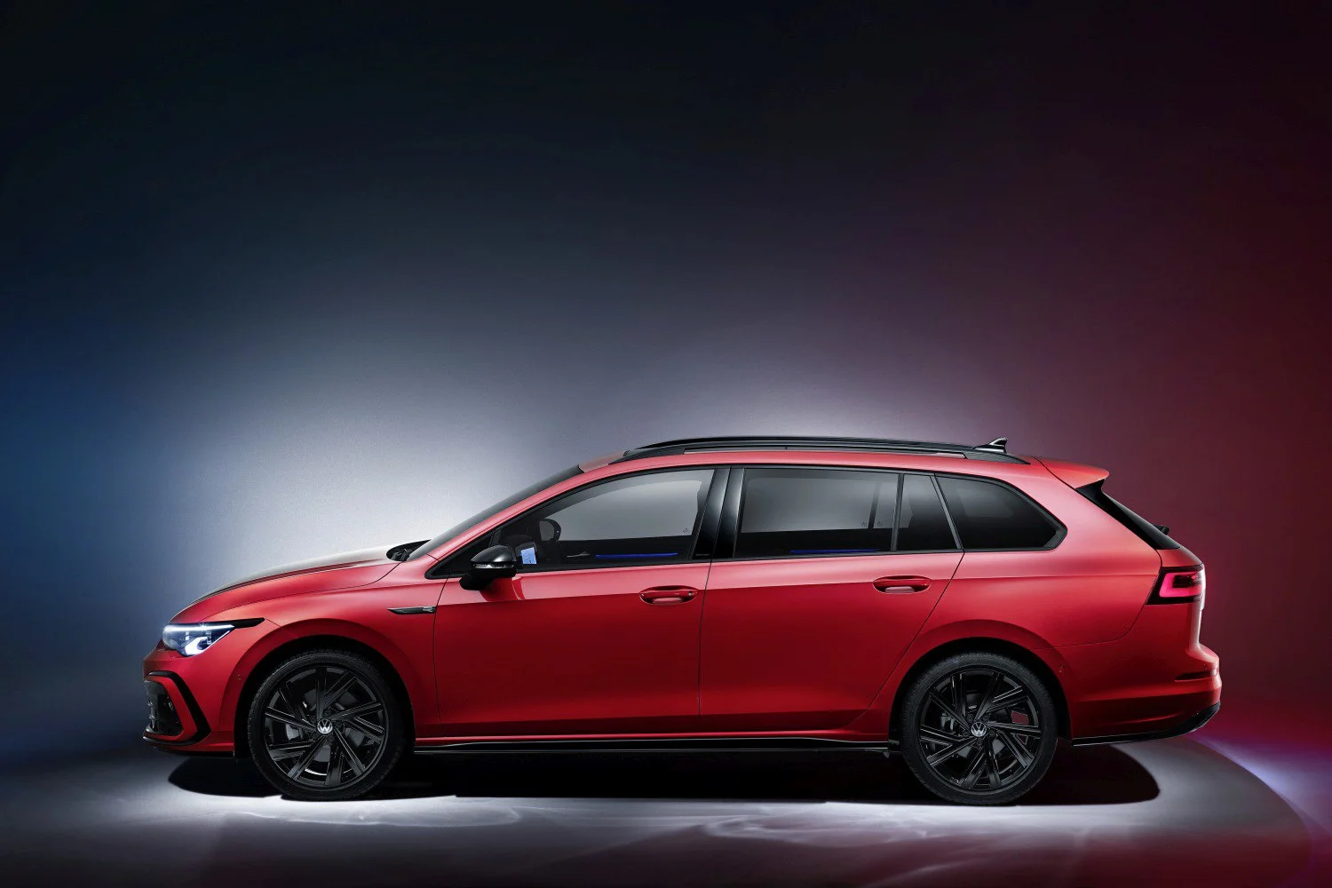 Volkswagen Golf 1.0 eTSI (110 Hp) Mild Hybrid DSG2020 - 2024 thumbnail 2