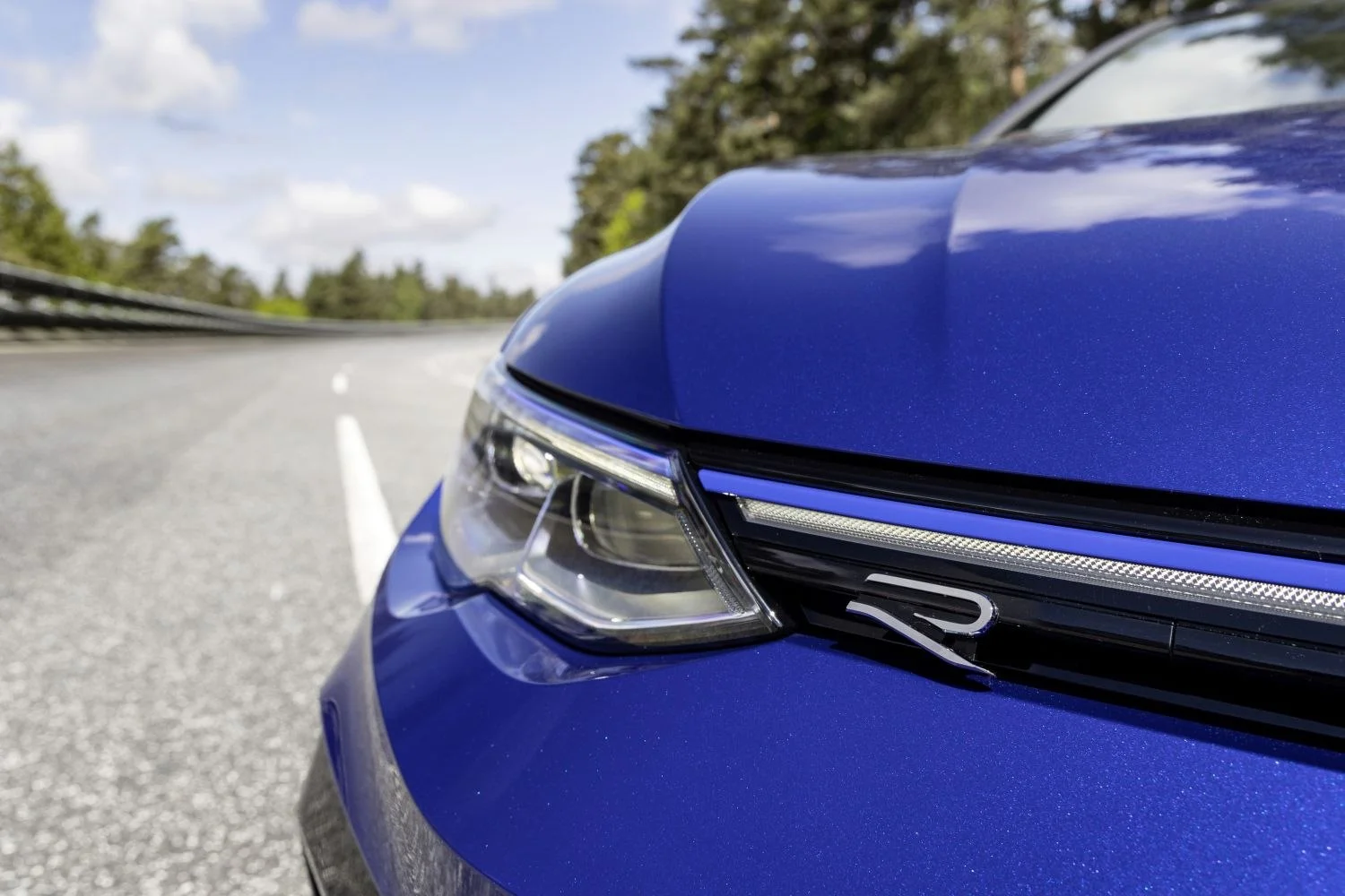 Volkswagen Golf 1.0 eTSI (110 Hp) Mild Hybrid DSG2020 - 2024 thumbnail 12