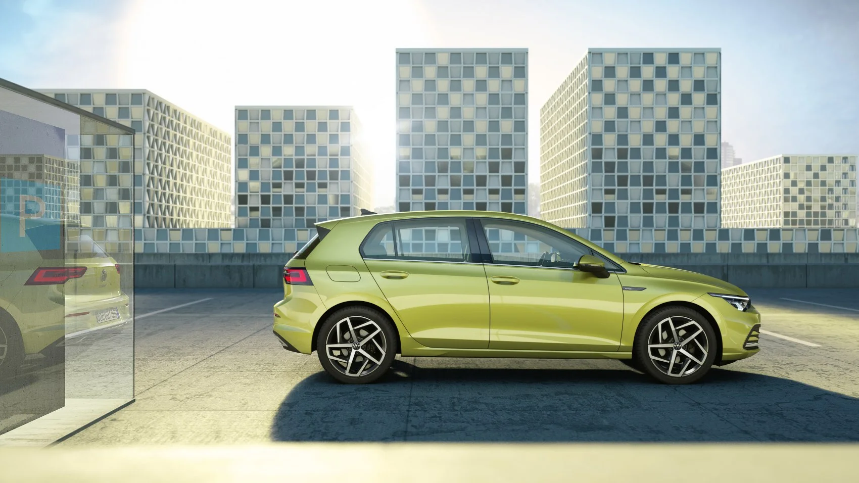 Volkswagen Golf 1.0 eTSI (110 Hp) Mild Hybrid DSG2020 - 2024 thumbnail 2
