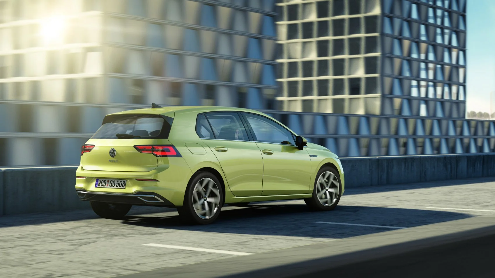 Volkswagen Golf 1.0 eTSI (110 Hp) Mild Hybrid DSG2020 - 2024 thumbnail 3