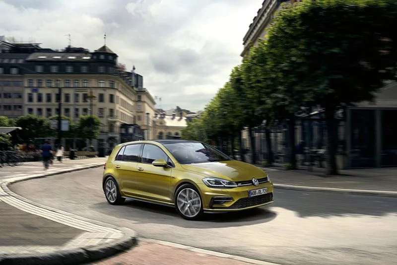 Volkswagen Golf 1.0 TSI (110 Hp)2017 - 2019 thumbnail 11