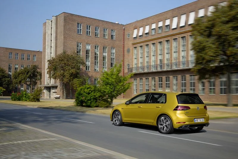 Volkswagen Golf 1.0 TSI (110 Hp)2017 - 2019 thumbnail 5