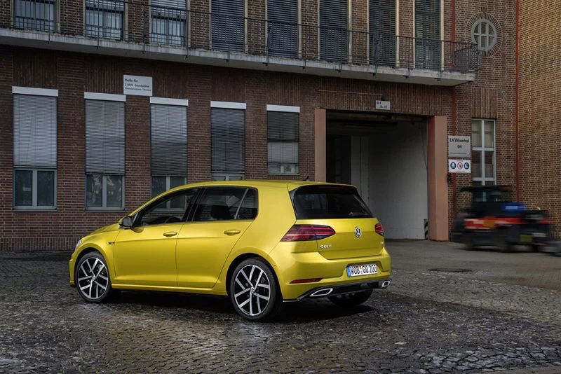 Volkswagen Golf 1.0 TSI (110 Hp)2017 - 2019 thumbnail 6