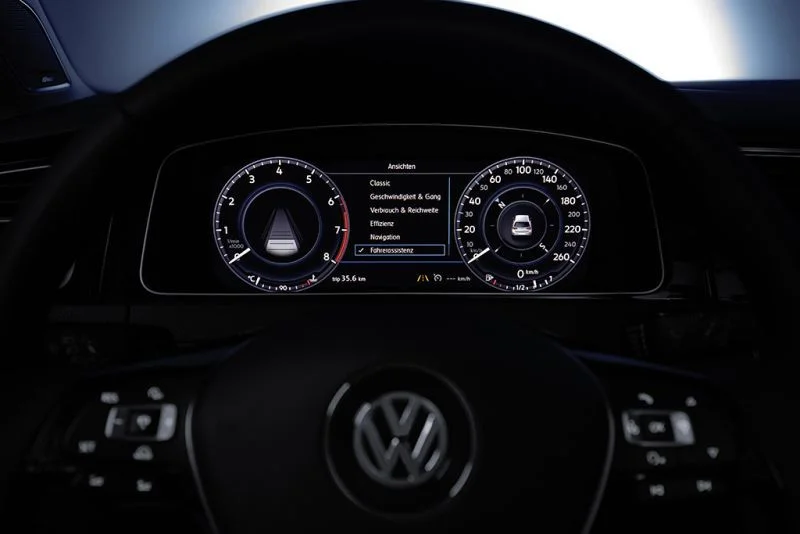 Volkswagen Golf 1.0 TSI (110 Hp)2017 - 2019 thumbnail 12