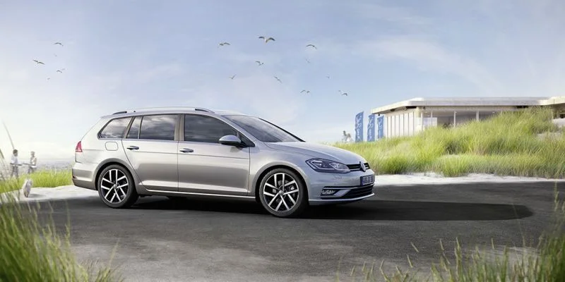 Volkswagen Golf 1.0 TSI (110 Hp)2017 - 2019 thumbnail 3