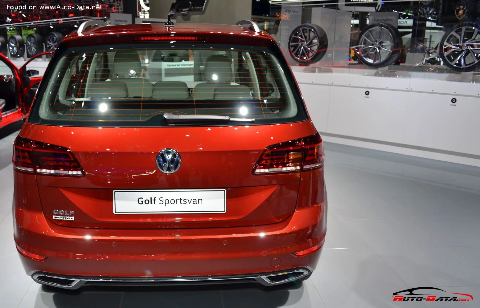 Volkswagen Golf 1.0 TSI (110 Hp)2017 - 2019 thumbnail 3