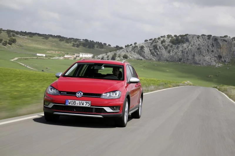 Volkswagen Golf 1.6 TDI (110 Hp) 4MOTION2013 - 2017 thumbnail 6