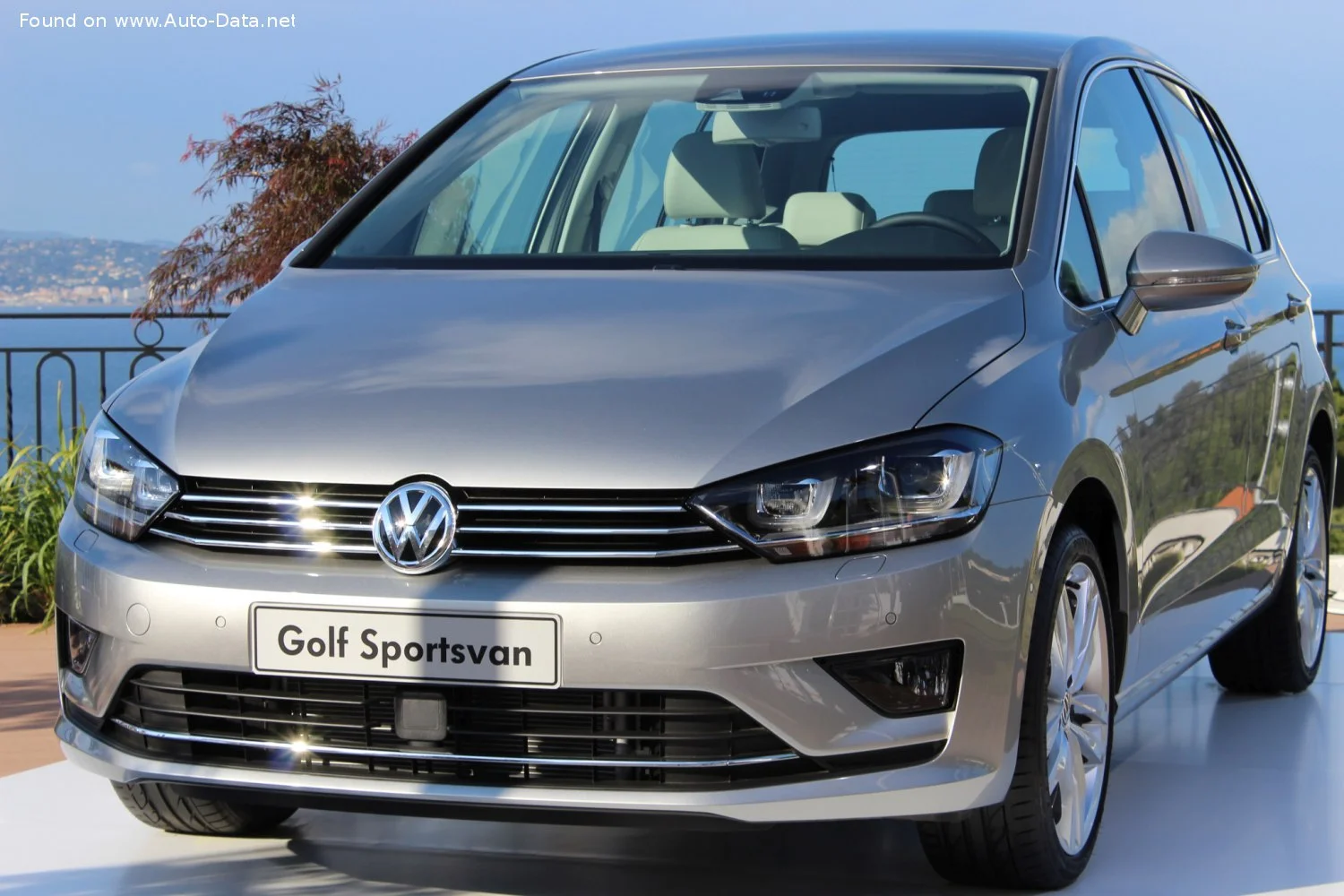 Volkswagen Golf 1.0 TSI (115 Hp) BlueMotion2015 - 2016 thumbnail 3