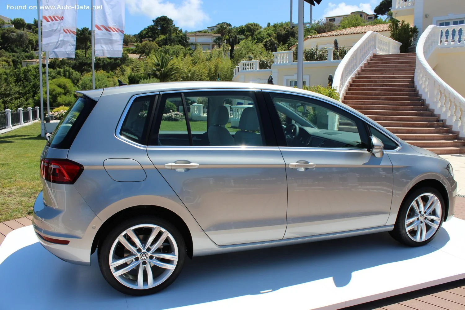 Volkswagen Golf 1.0 TSI (115 Hp) BlueMotion2015 - 2016 thumbnail 4