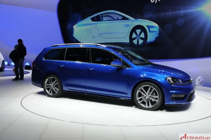 Volkswagen Golf 1.0 TSI (115 Hp) BlueMotion2015 - 2016 thumbnail 14