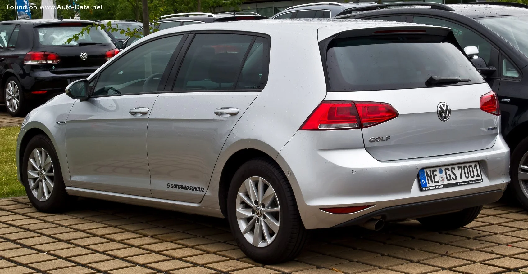 Volkswagen Golf 1.0 TSI (115 Hp) BlueMotion2015 - 2016 thumbnail 9