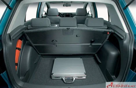 Volkswagen Golf 1.4 16V (75 Hp)2004 - 2006 thumbnail 9