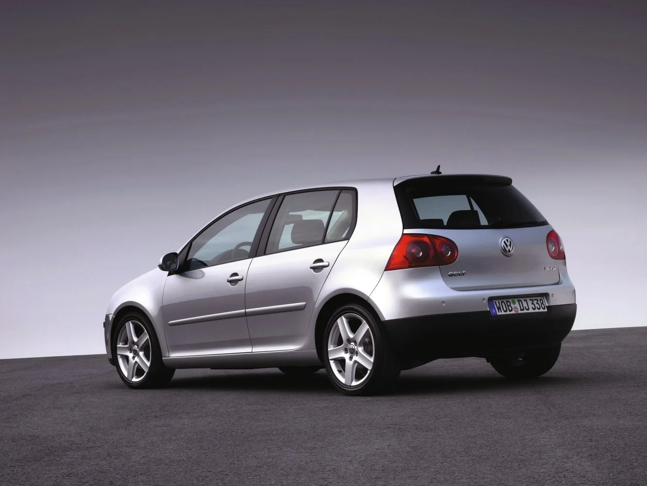 Volkswagen Golf 1.4 16V (75 Hp)2003 - 2006 thumbnail 2