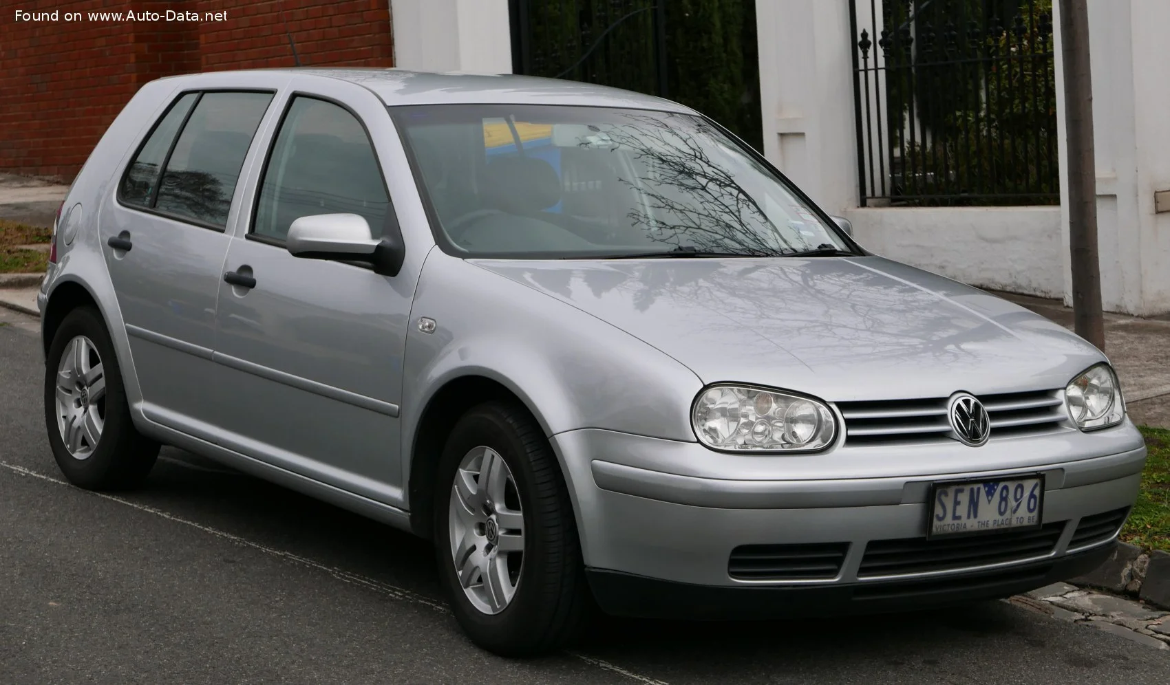 Volkswagen Golf 1.4 16V (75 Hp)1997 - 2006 thumbnail 5