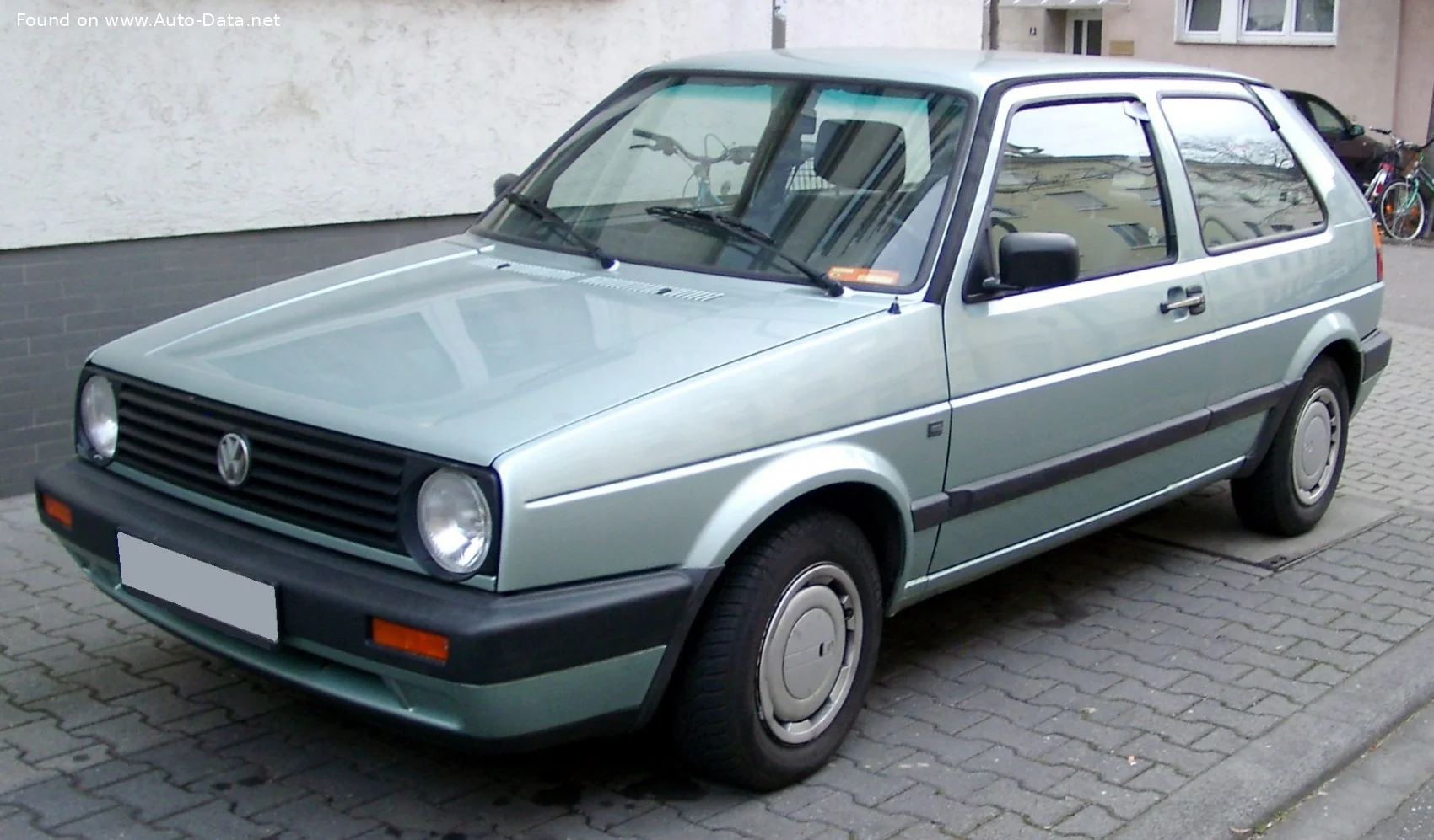 Volkswagen Golf 1.3 (55 Hp) Manual 4-speed1987 - 1991 thumbnail 3
