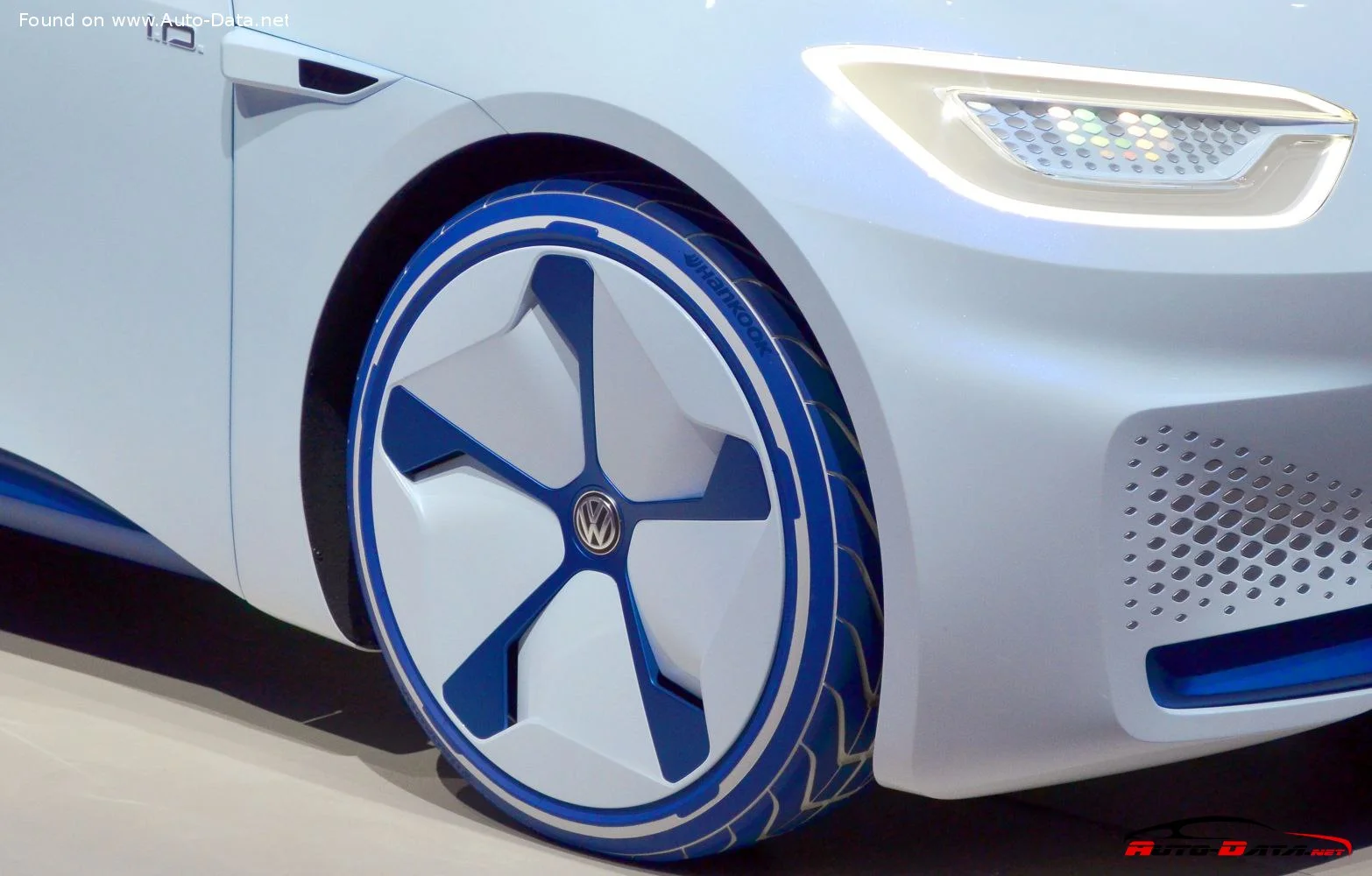 Volkswagen ID.3 60 kWh (170 Hp)2016 - 2016 thumbnail 8