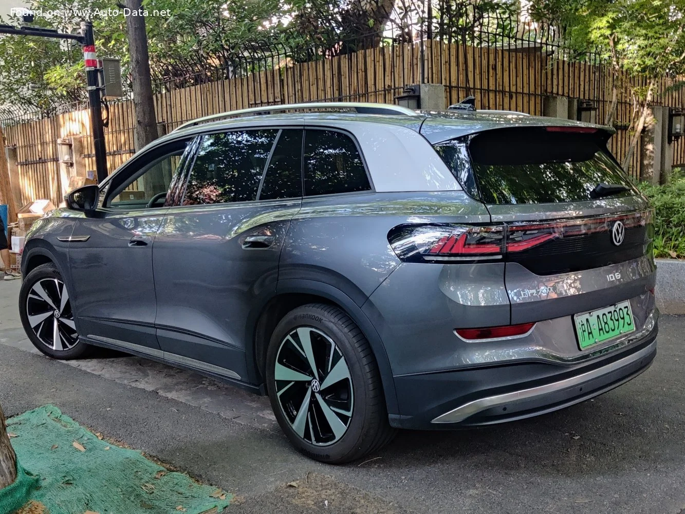 Volkswagen ID.6 62 kWh (180 Hp)2021 - thumbnail 16