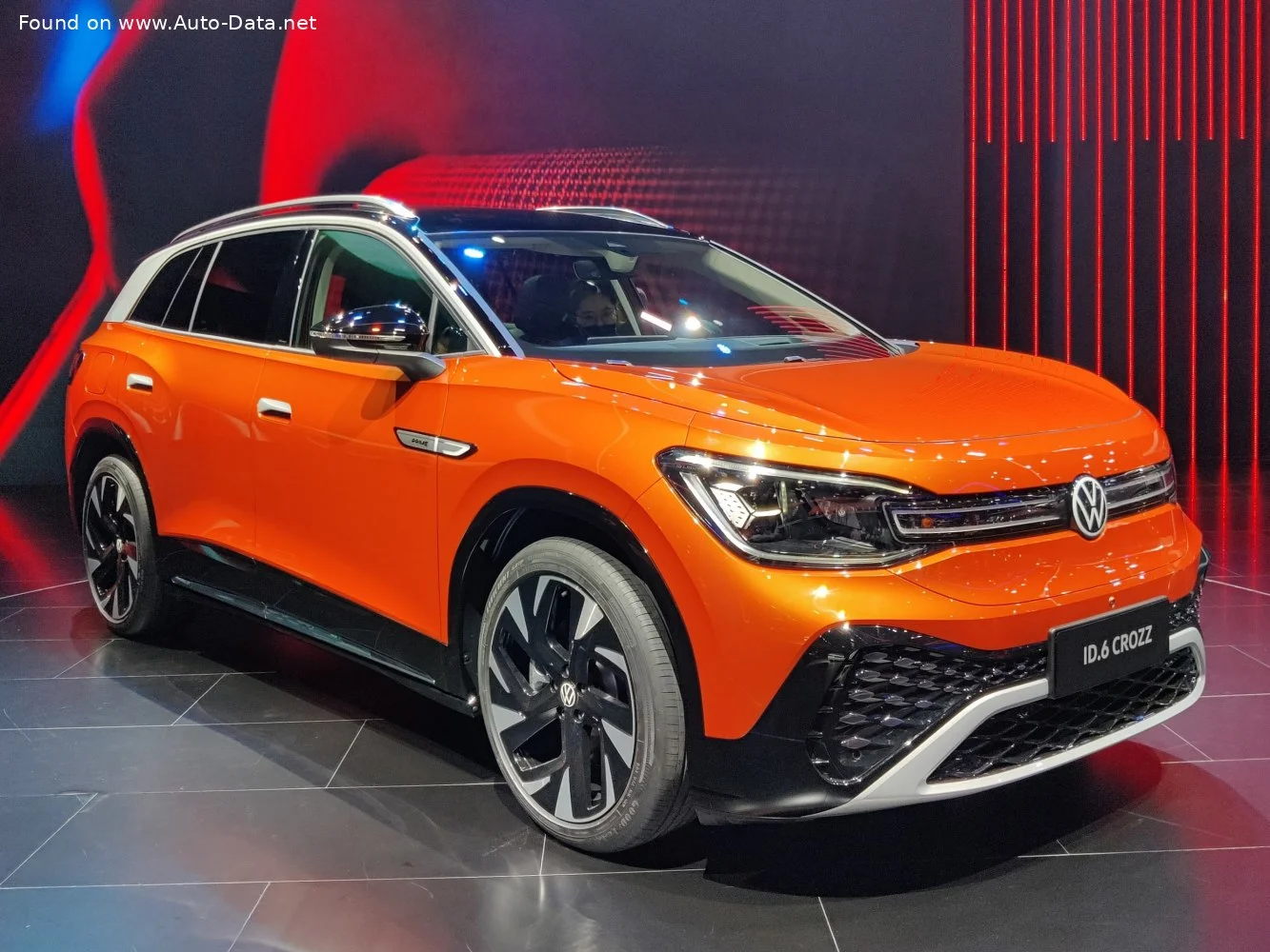 Volkswagen ID.6 62 kWh (180 Hp)2021 - thumbnail 11