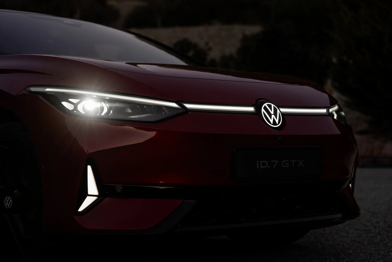 Volkswagen ID.7 GTX 91 kWh (340 Hp) 4MOTION2024 - thumbnail 12