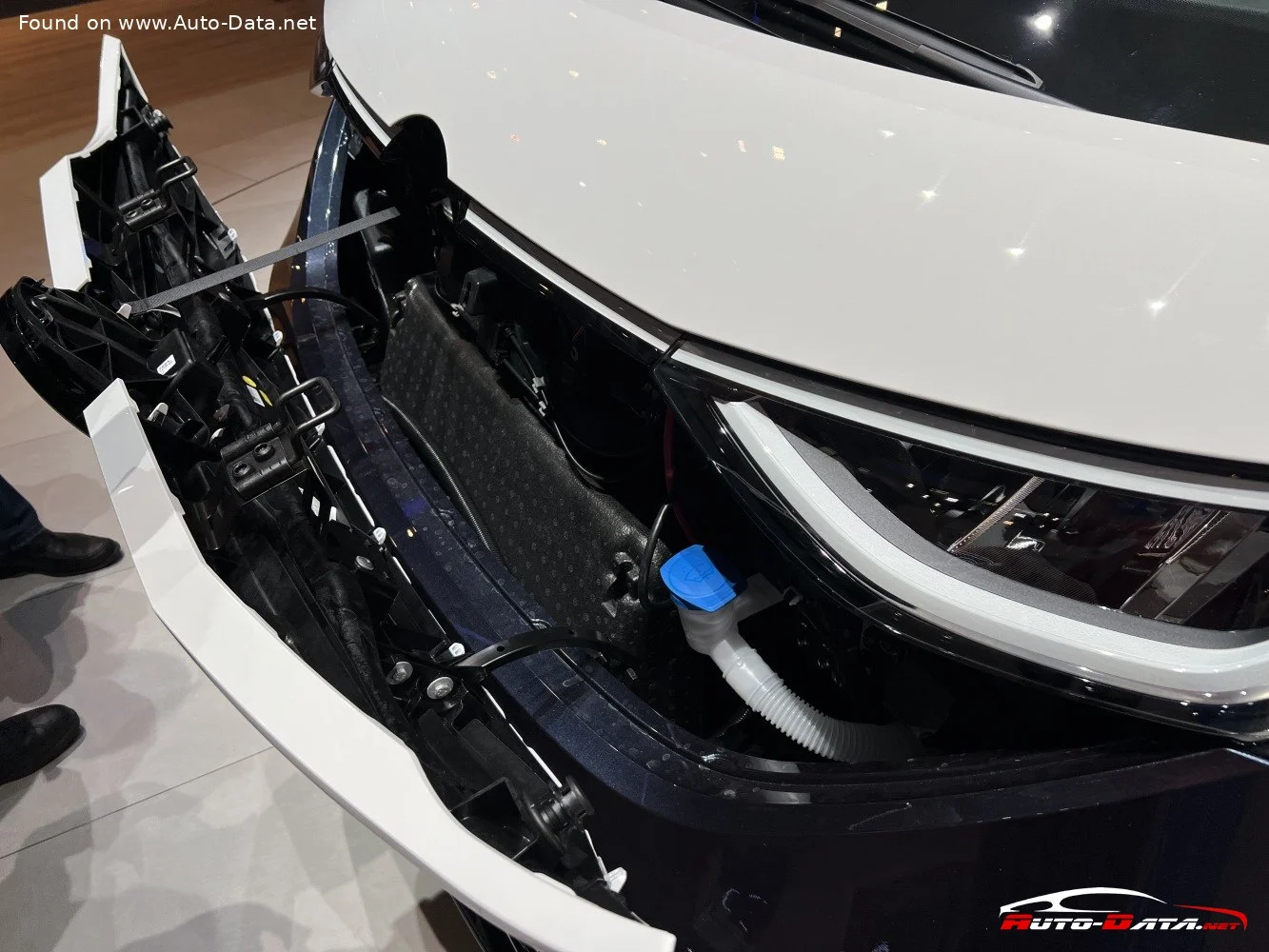 Volkswagen ID. Buzz 59 kWh (170 Hp)2024 - thumbnail 13