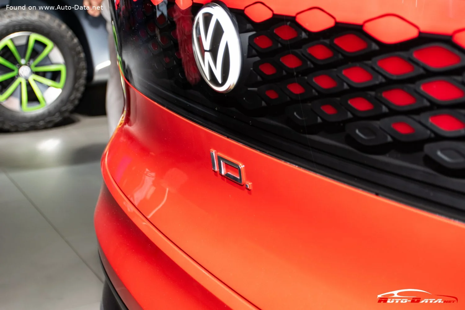 Volkswagen ID. ROOMZZ Volkswagen ID. ROOMZZ Concept thumbnail 6