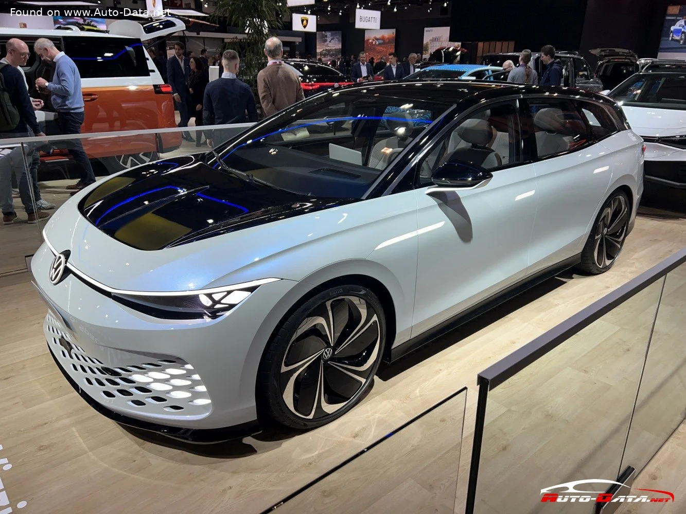 Volkswagen ID. SPACE VIZZION Volkswagen ID. SPACE VIZZION (Concept car) thumbnail 2