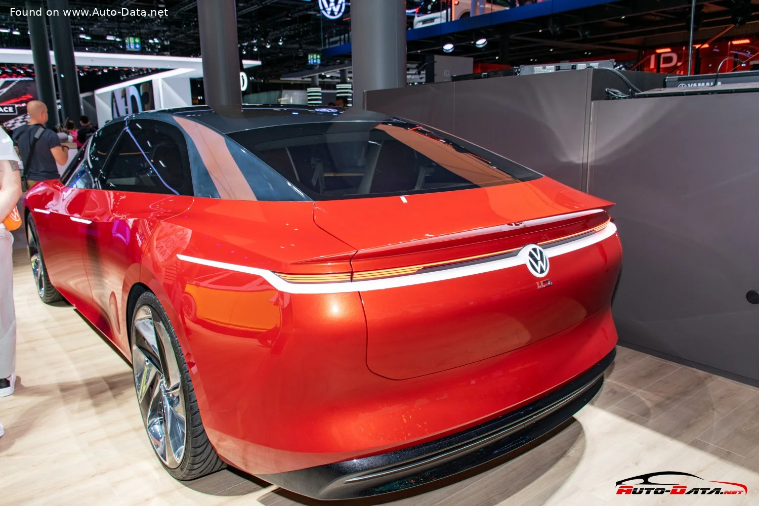 Volkswagen ID. VIZZION 111 kWh (306 Hp) AWD2018 - 2018 thumbnail 11