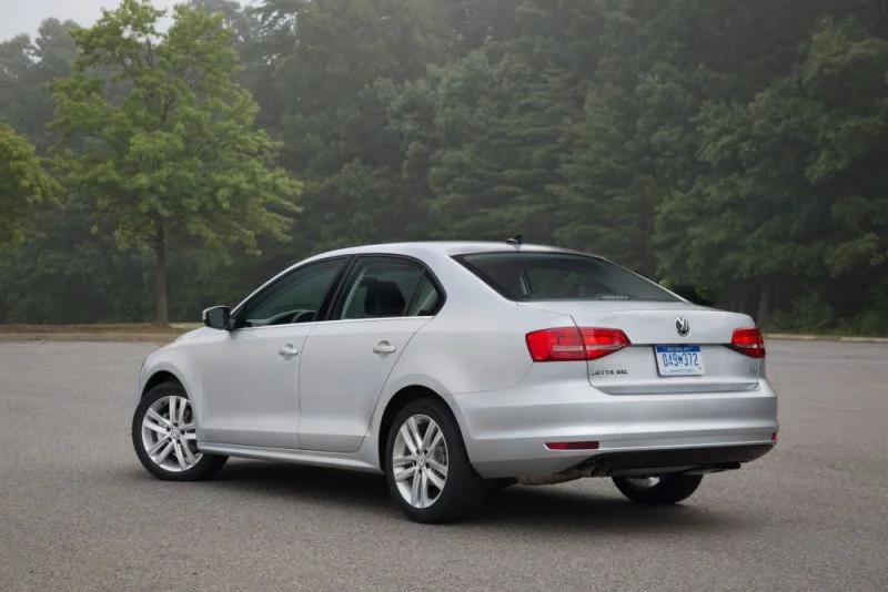Volkswagen Jetta 1.2 TSI (105 Hp)2014 - 2018 thumbnail 3