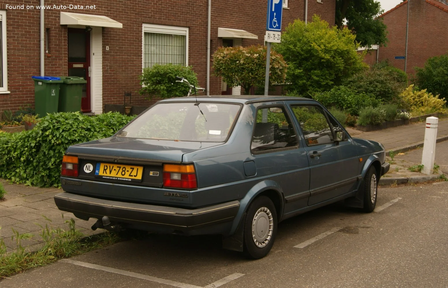 Volkswagen Jetta 1.3 (55 Hp)1983 - 1987 thumbnail 2