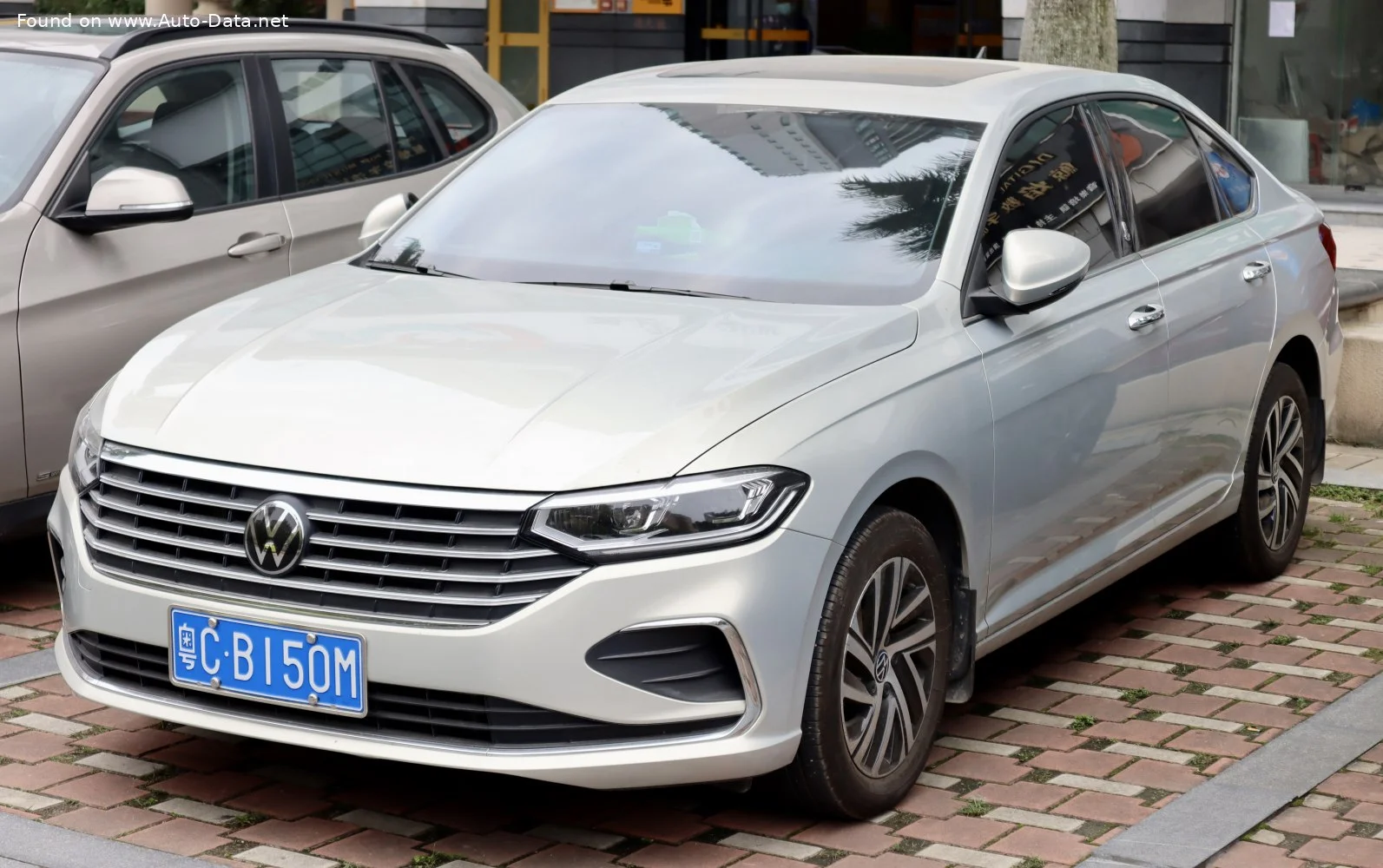 Volkswagen Lavida 1.5L (110 Hp) Automatic2022 - - 1
