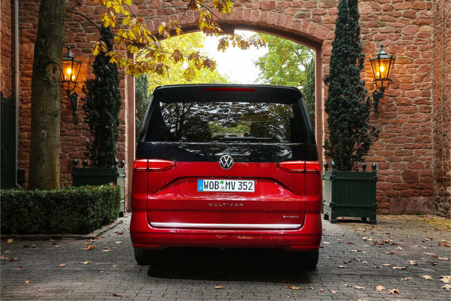 Volkswagen Multivan 1.4 eHybrid (218 Hp) DSG2021 - thumbnail 3
