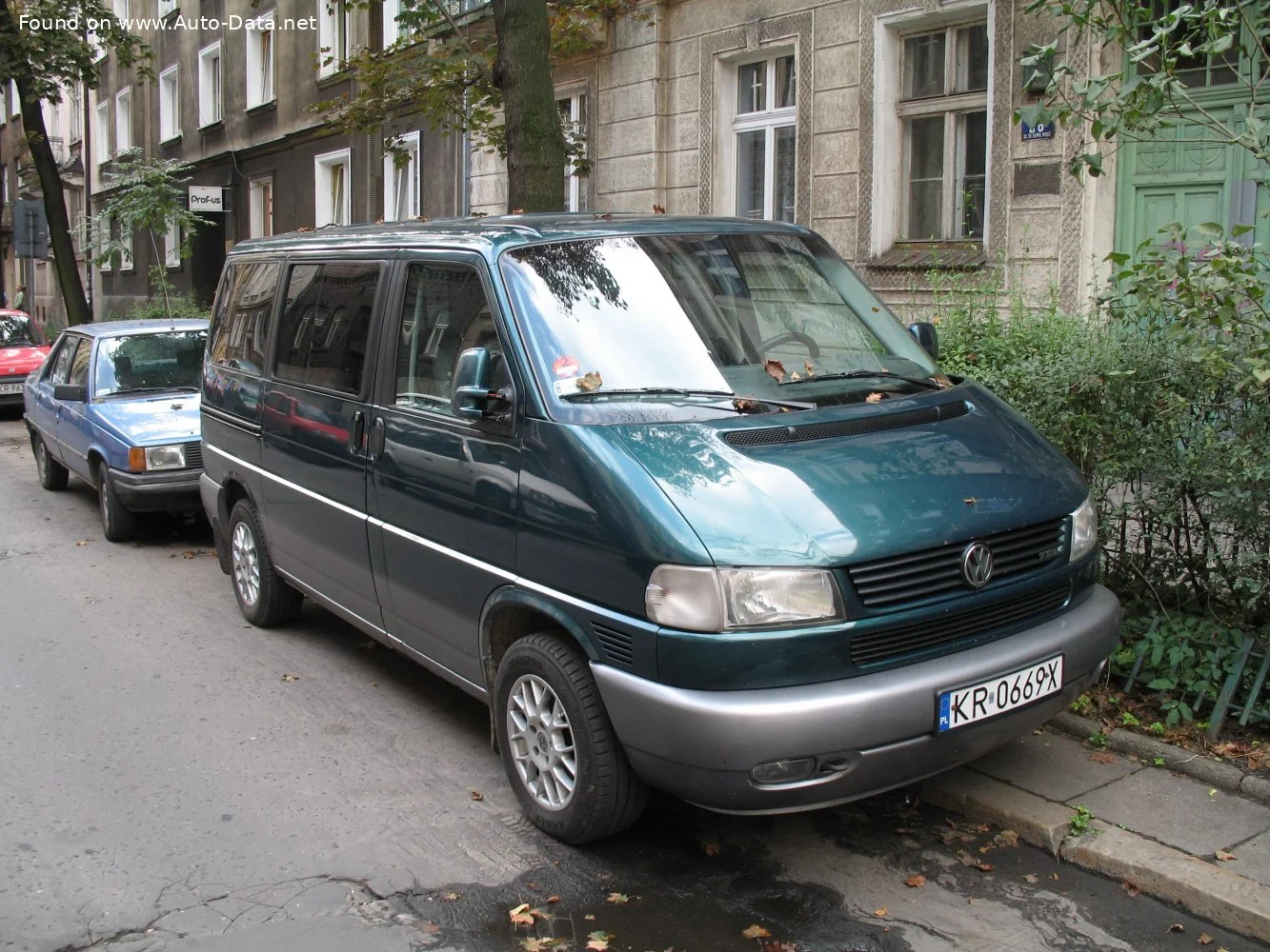 Volkswagen Multivan 2.5 TDI (150 Hp)1990 - 2003 thumbnail 2