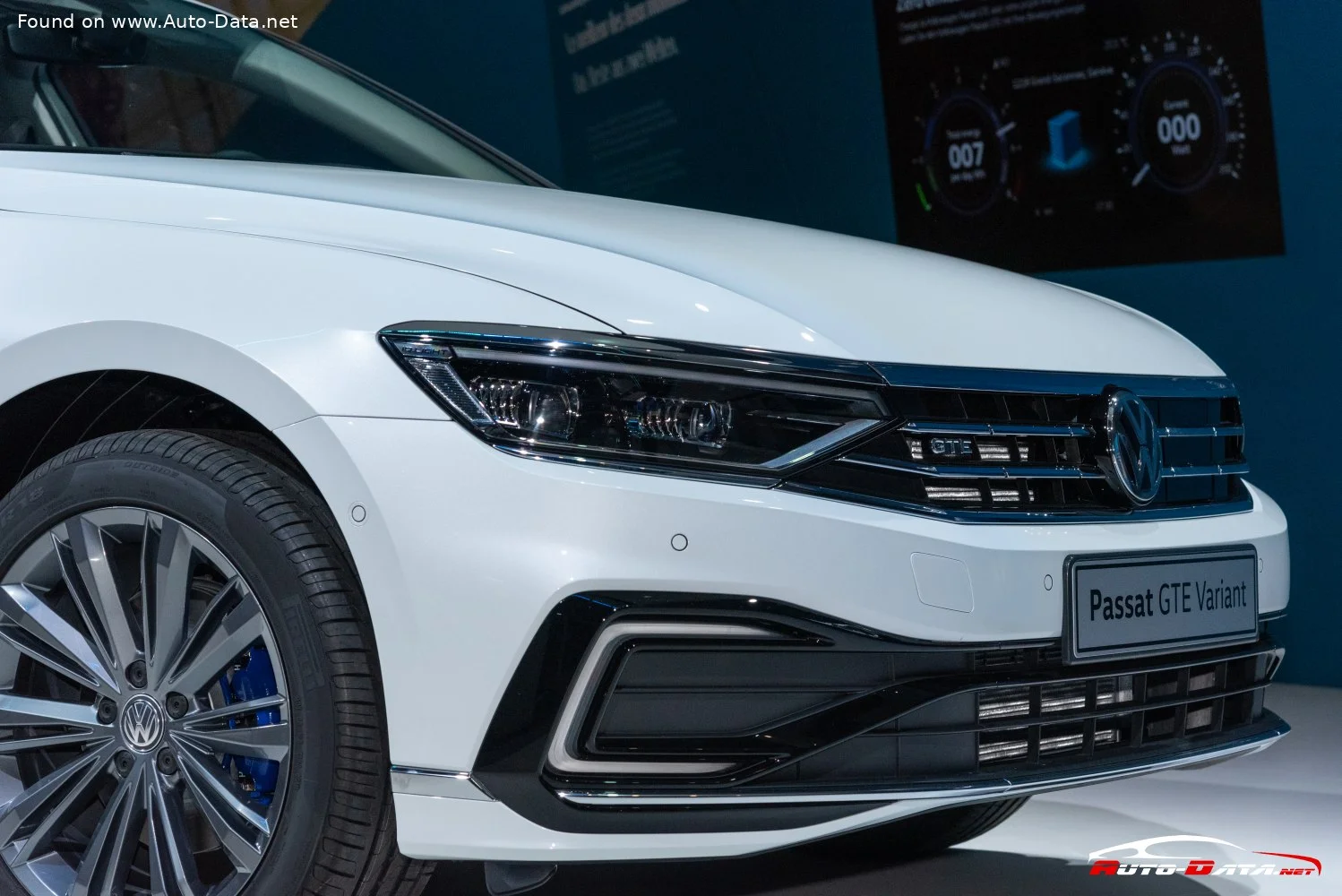 Volkswagen Passat 1.5 TSI (150 Hp) ACT2019 - 2023 thumbnail 13