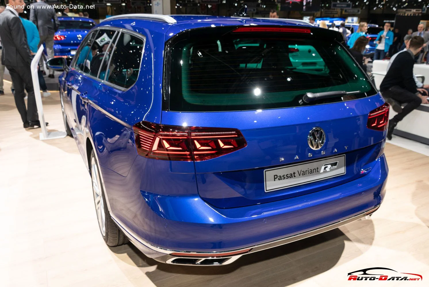 Volkswagen Passat 1.5 TSI (150 Hp) ACT2019 - 2023 thumbnail 3