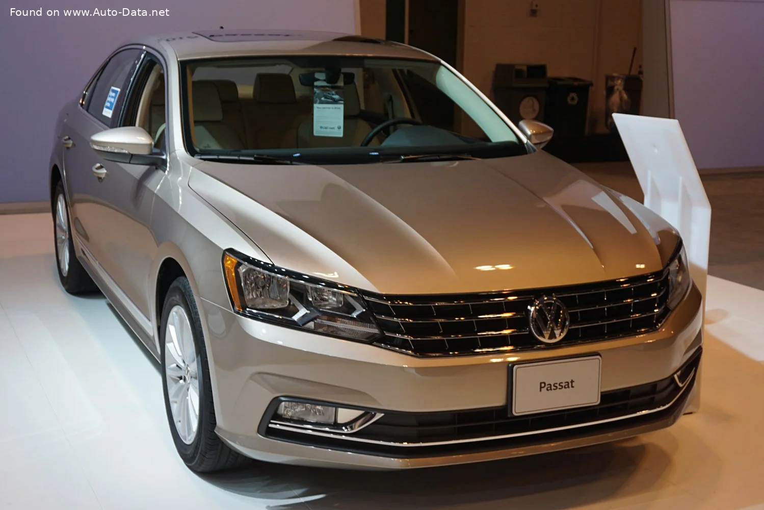 Volkswagen Passat 1.8 TSI (170 Hp) Tiptronic2015 - 2017 thumbnail 3