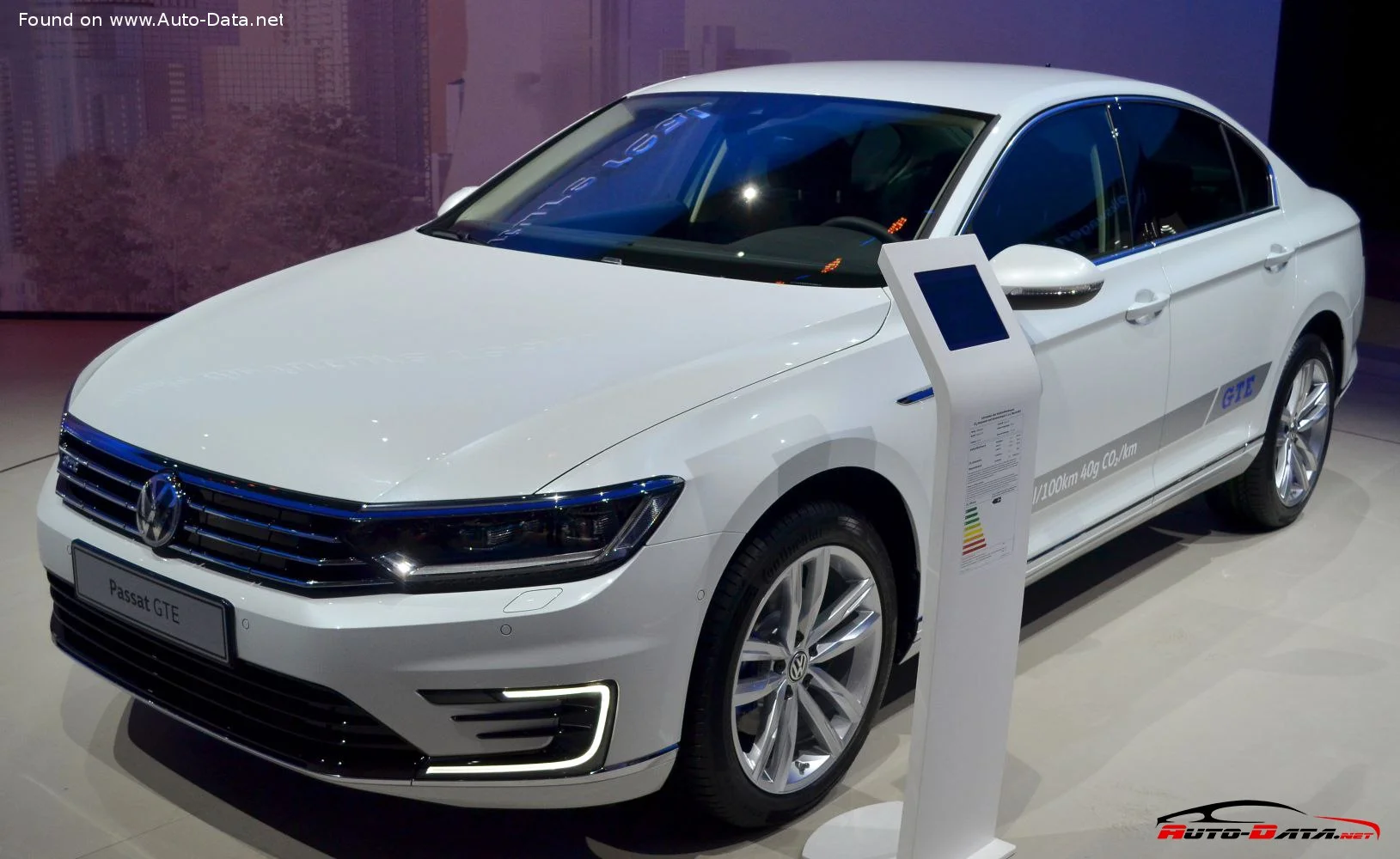 Volkswagen Passat 1.4 TSI (125 Hp)2014 - 2018 thumbnail 3