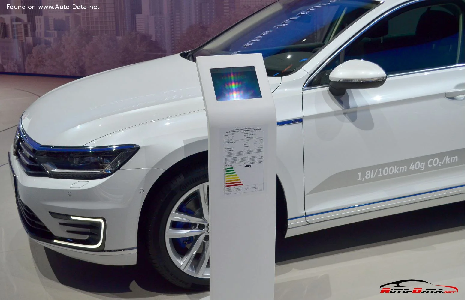 Volkswagen Passat 1.4 TSI (125 Hp)2014 - 2018 thumbnail 5