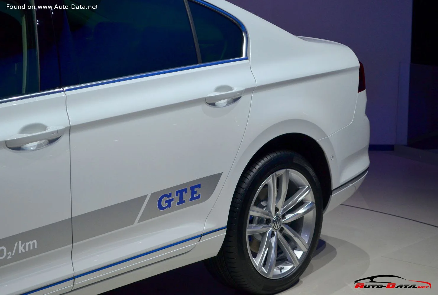 Volkswagen Passat 1.4 TSI (125 Hp)2014 - 2018 thumbnail 6