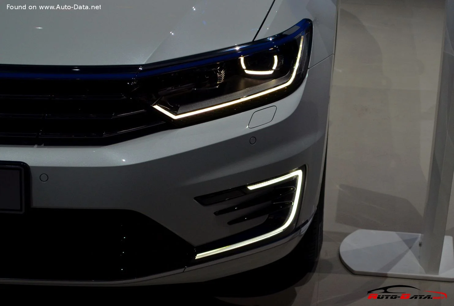 Volkswagen Passat 1.4 TSI (125 Hp)2014 - 2018 thumbnail 7