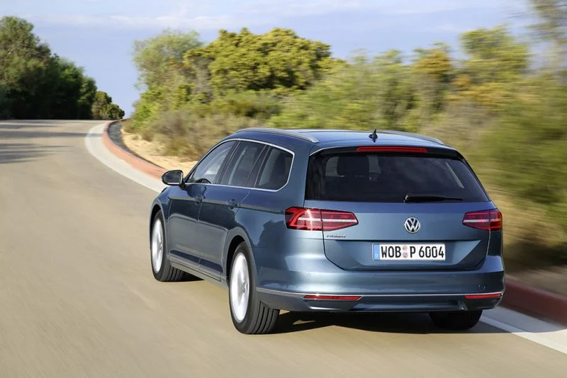 Volkswagen Passat 1.4 TSI (125 Hp)2014 - 2018 thumbnail 2