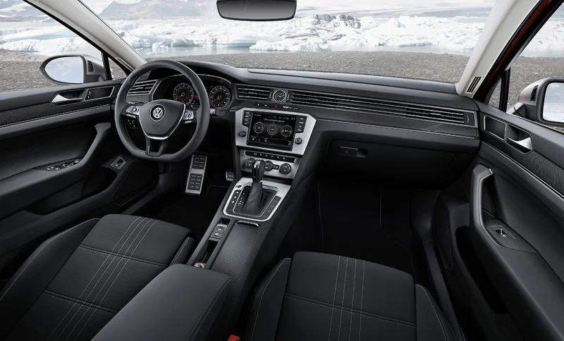 Volkswagen Passat 2.0 BiTDI (240 Hp) 4MOTION DSG2015 - 2018 thumbnail 11