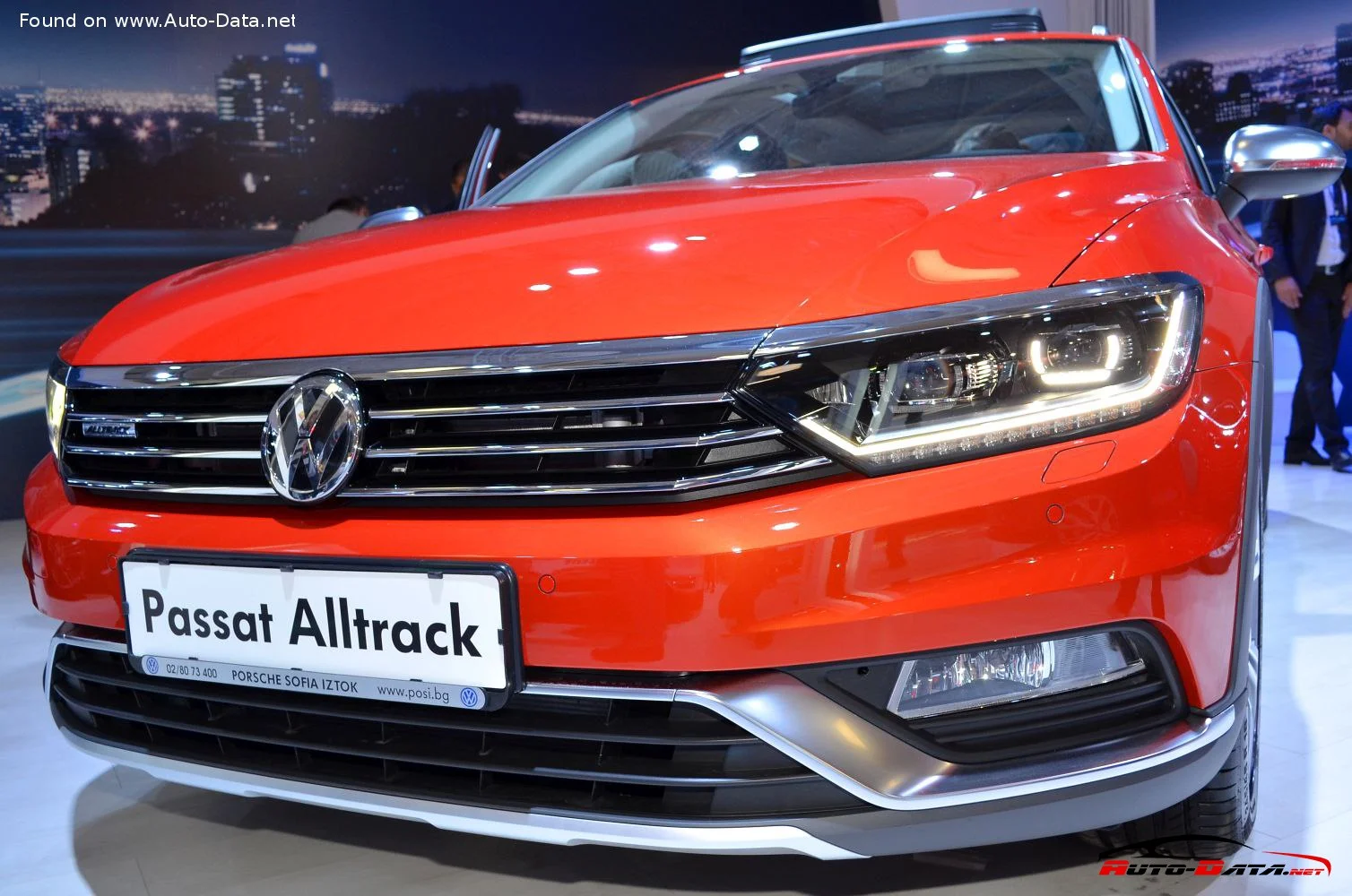 Volkswagen Passat 2.0 BiTDI (240 Hp) 4MOTION DSG2015 - 2018 thumbnail 13