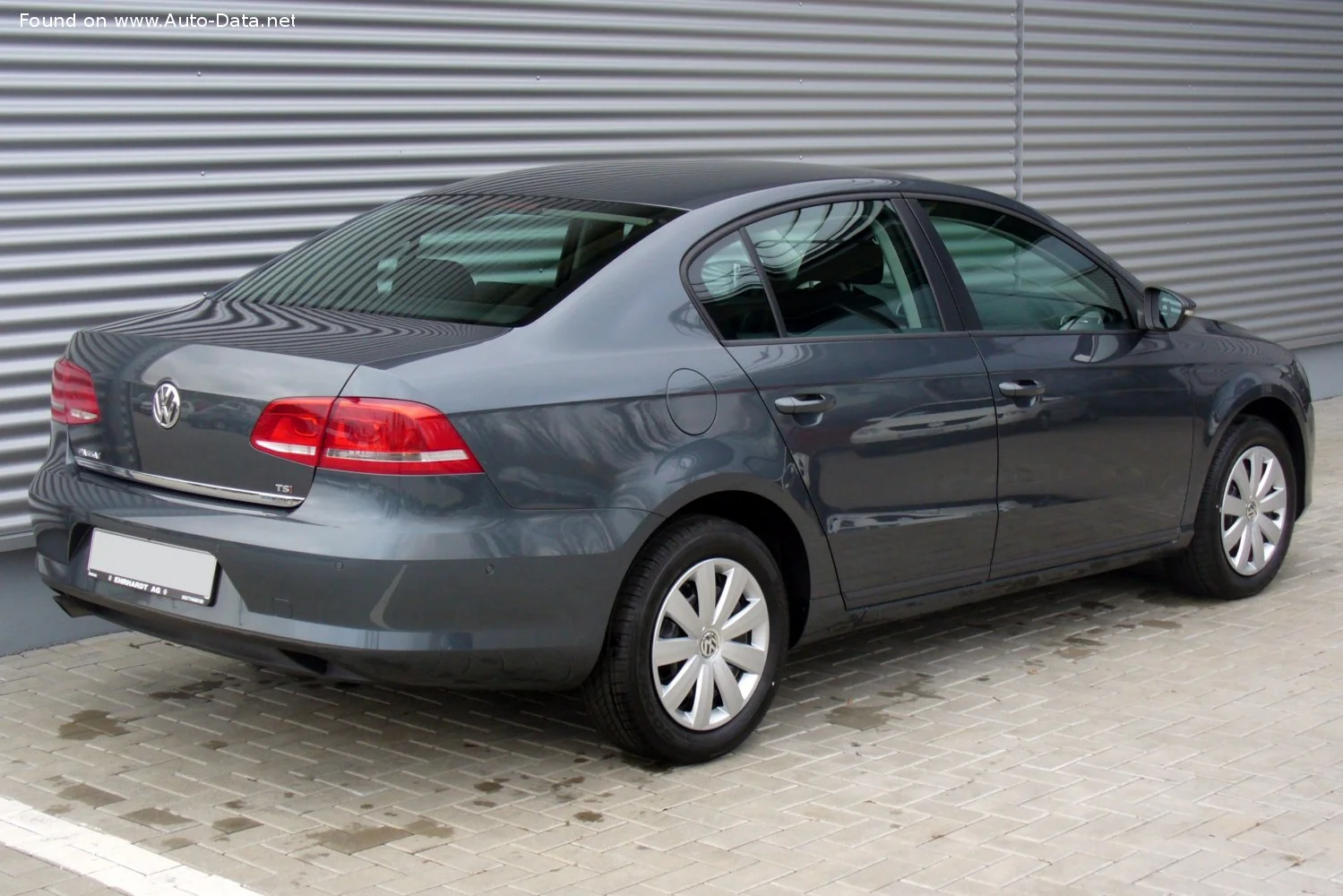 Volkswagen Passat 1.4 TSI (122 Hp)2010 - 2014 thumbnail 2