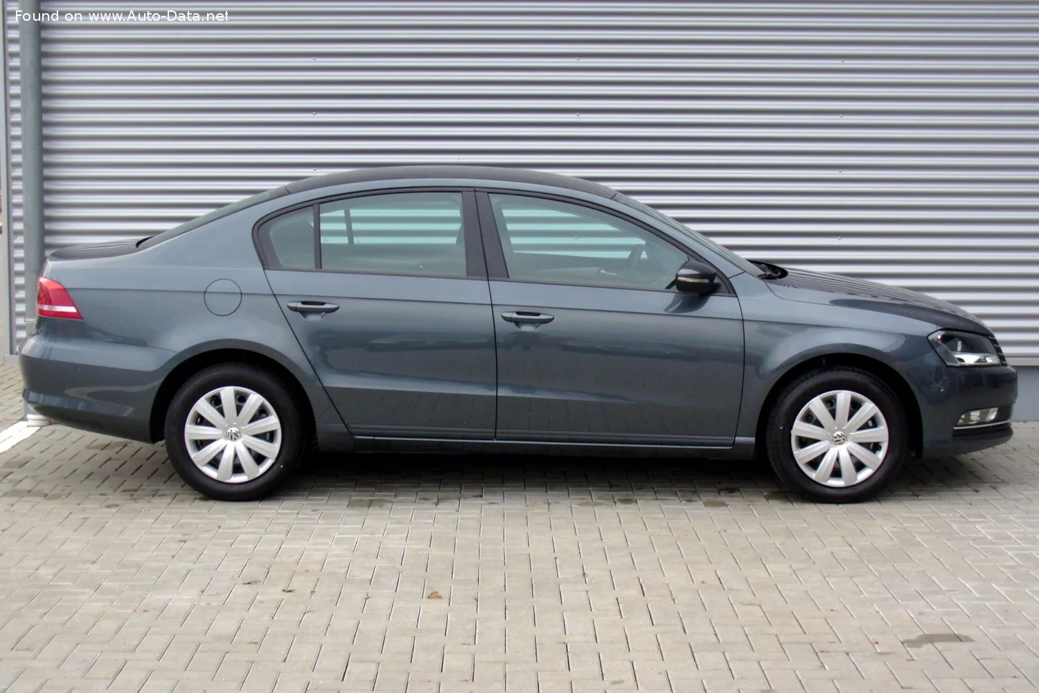 Volkswagen Passat 1.4 TSI (122 Hp)2010 - 2014 thumbnail 3