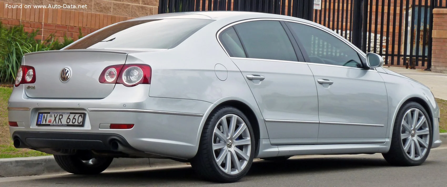 Volkswagen Passat 1.4 TSI (122 Hp)2007 - 2010 thumbnail 16