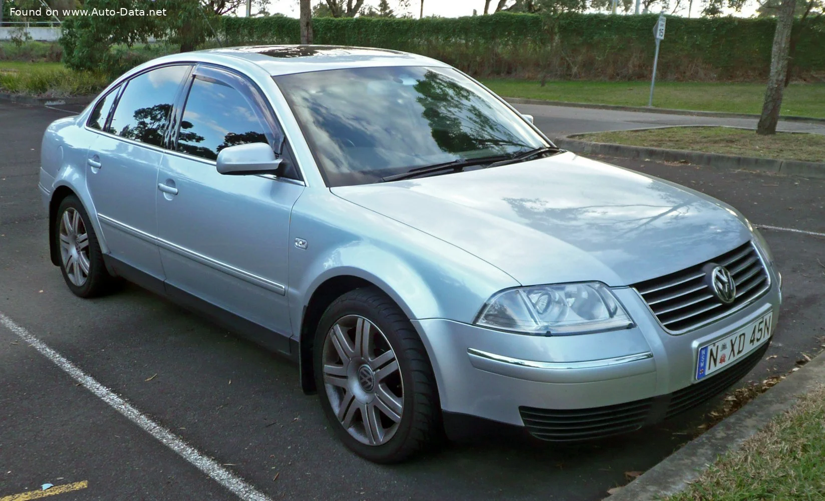 Volkswagen Passat 1.6 (102 Hp)2000 - 2005 - 1