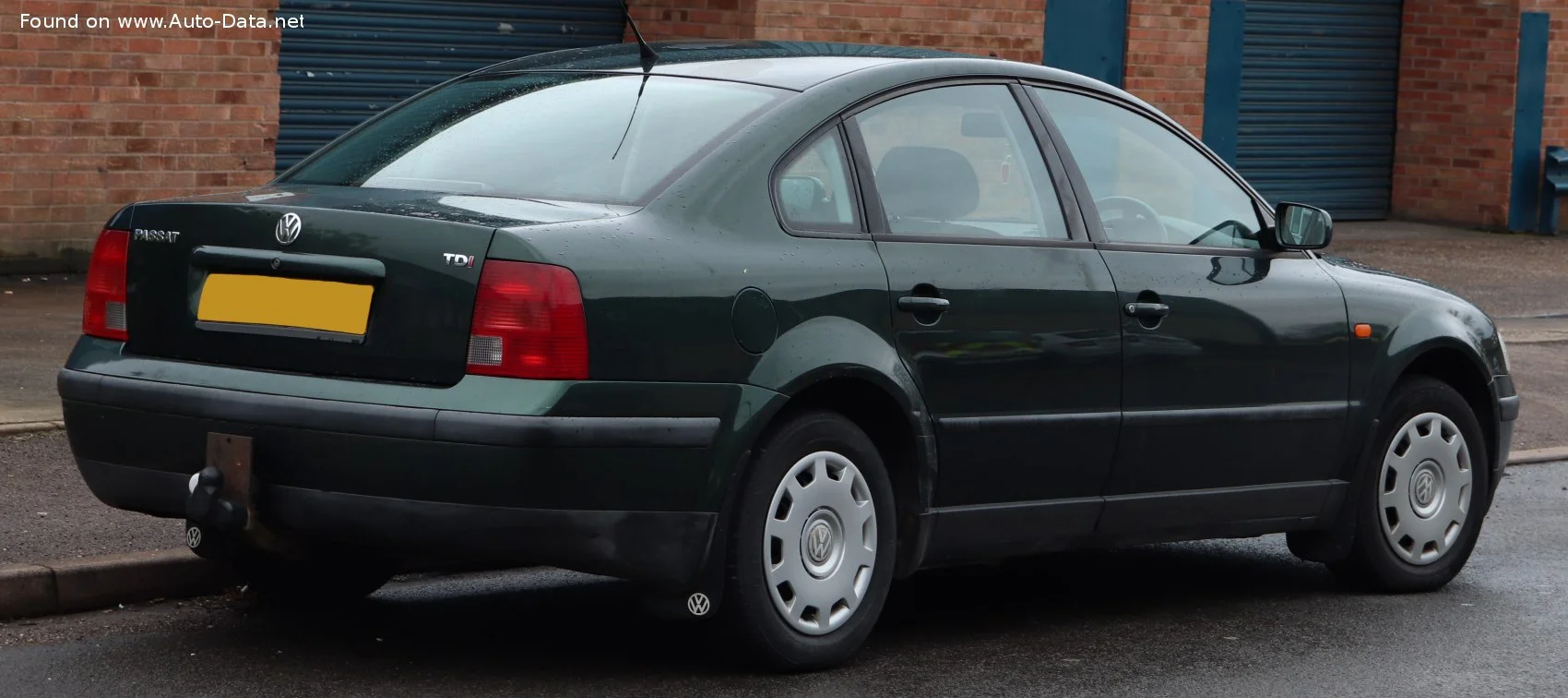 Volkswagen Passat 1.6 (101 Hp)1996 - 2000 thumbnail 2