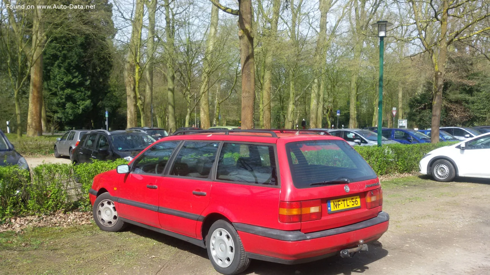 Volkswagen Passat 1.6 (100 Hp)1994 - 1995 thumbnail 7