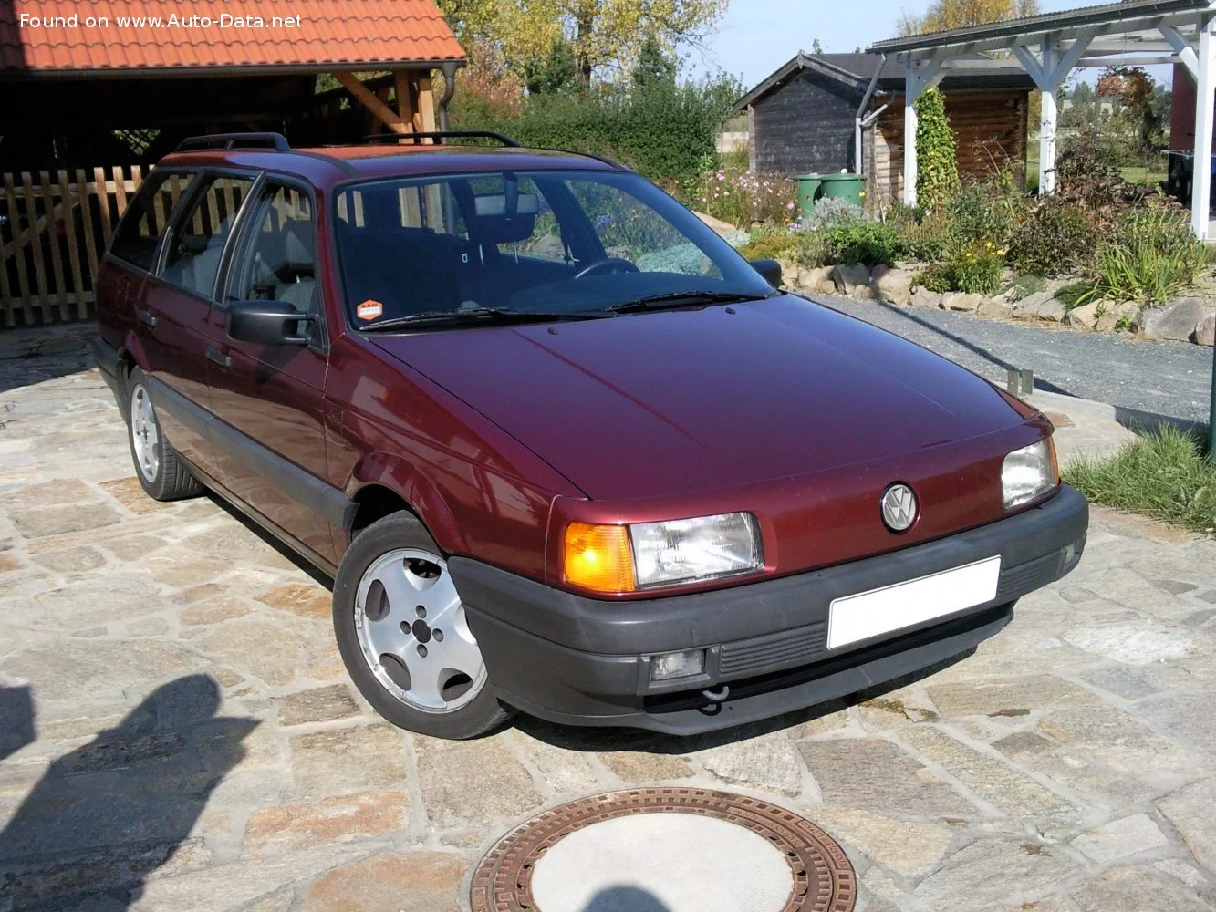 Volkswagen Passat 1.6 (72 Hp)1988 - 1991 thumbnail 2