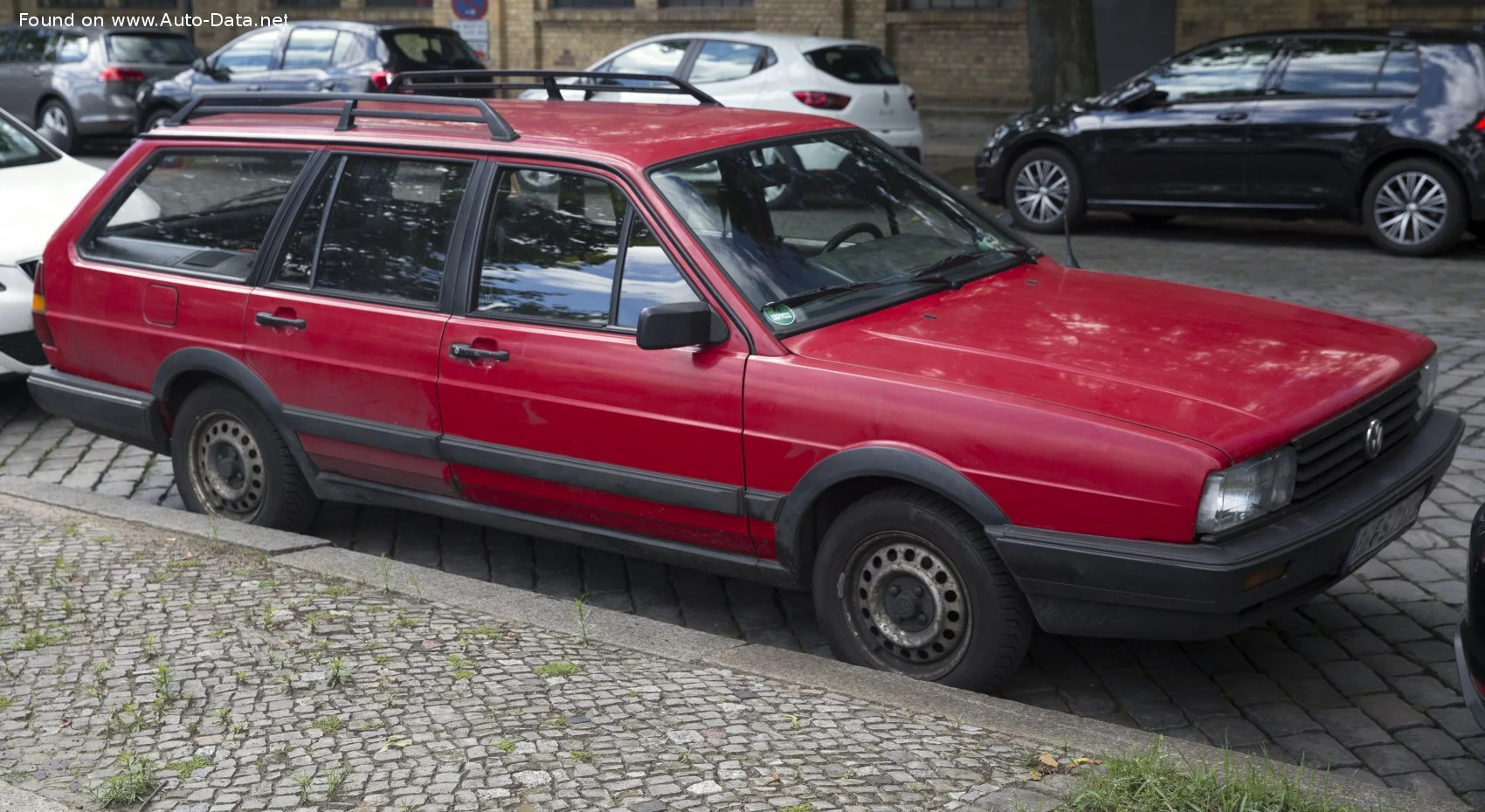 Volkswagen Passat 1.3 (55 Hp)1980 - 1983 thumbnail 2